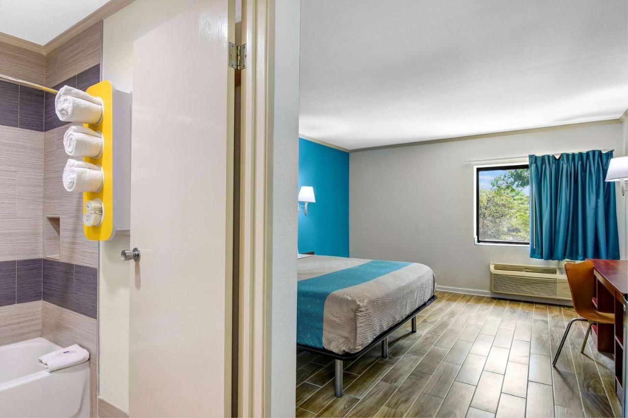 Motel 6-Norcross, Ga Екстер'єр фото